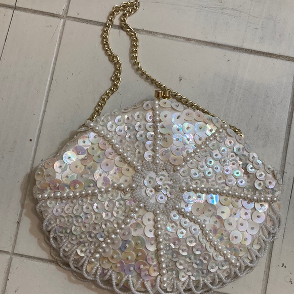 Vintage sequined beaded bag made in Hong Kong - Picture 2 of 9